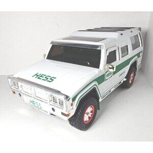 2004 HESS All Terain Sport Utility Vehicle Sunroof Tinted Windows Folding Mirror